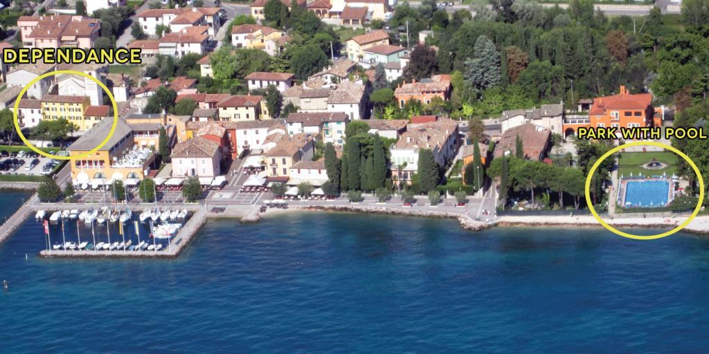 Hotel Vela D'Oro Dependence Bardolino Exterior foto